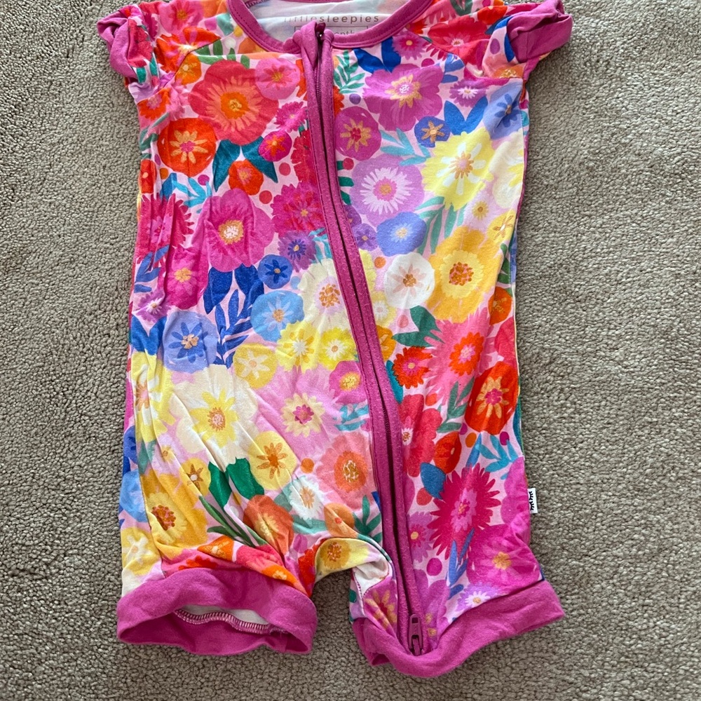 Little Sleepies rainbow blooms shorty